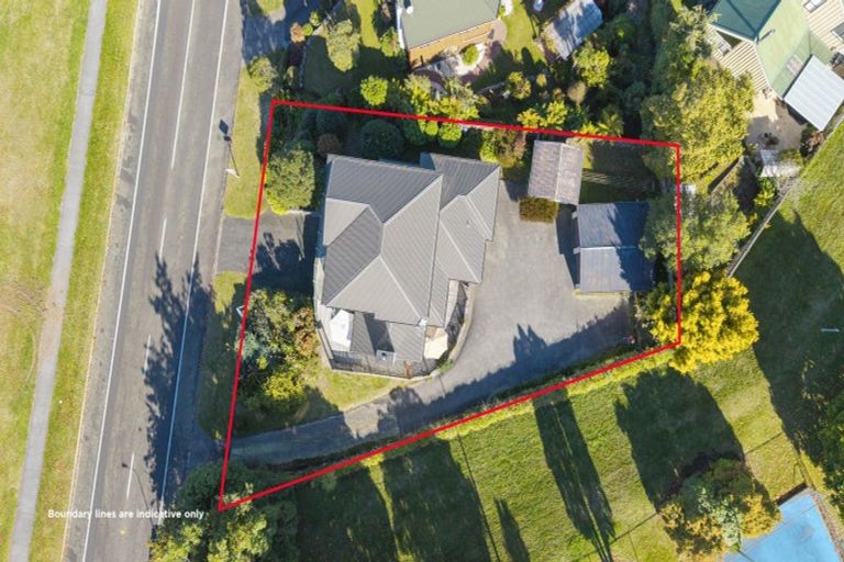 Photo of property in 10 Wakeman Road, Acacia Bay, Taupo, 3330