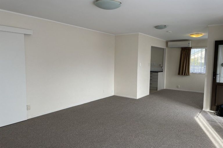 Photo of property in 2/26 Cherry Road, Bucklands Beach, Auckland, 2014