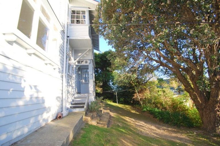Photo of property in 2 Busaco Road, Hataitai, Wellington, 6021