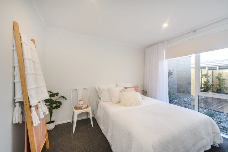 Photo of property in 1c Hereford Street, West End, Palmerston North, 4410