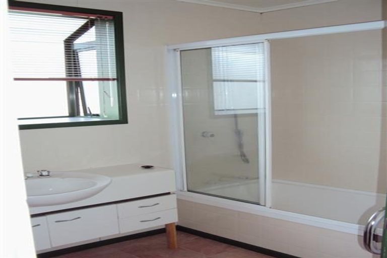 Photo of property in 108 Royal Road, Massey, Auckland, 0614