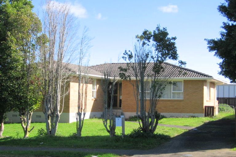 Photo of property in 7 Othello Drive, Clover Park, Auckland, 2023