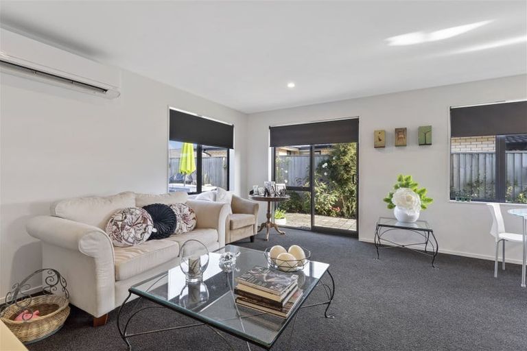 Photo of property in 34 Minerva Crescent, Woodend, 7610