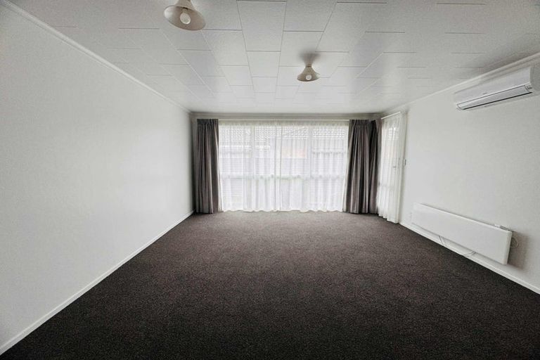 Photo of property in 676 Main Street, Palmerston North, 4414