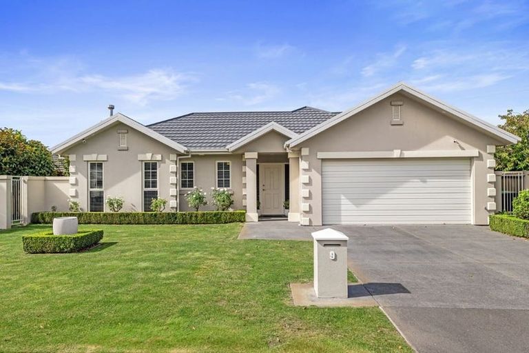 Photo of property in 9 Providence Place, Redwood, Christchurch, 8051