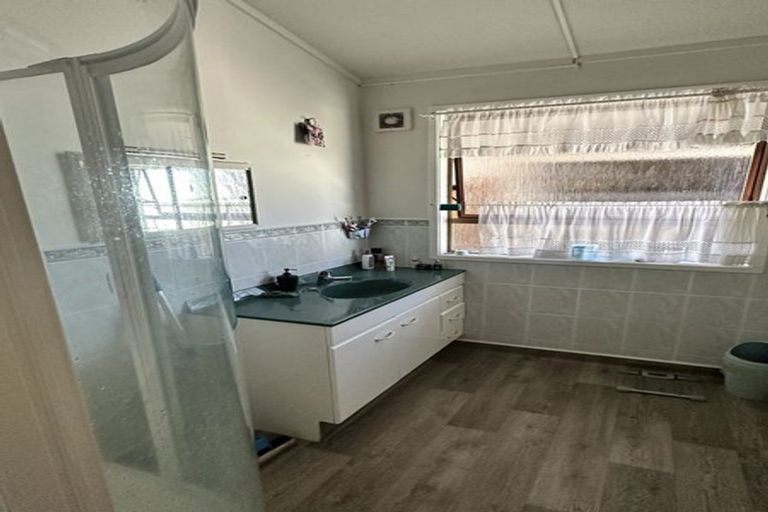 Photo of property in 39 Upham Crescent, Taradale, Napier, 4112