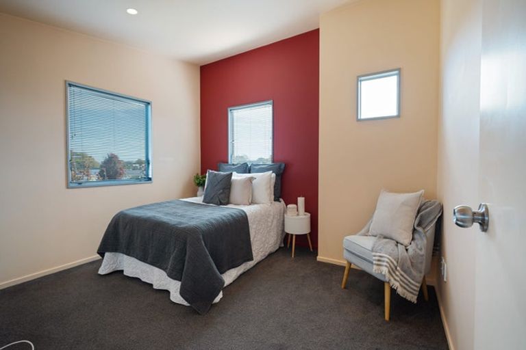 Photo of property in 1/2 Boon Street, Sydenham, Christchurch, 8023