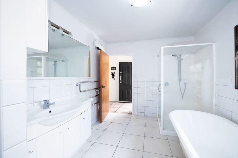 Photo of property in 34 Binnie Street, Paihia, 0200