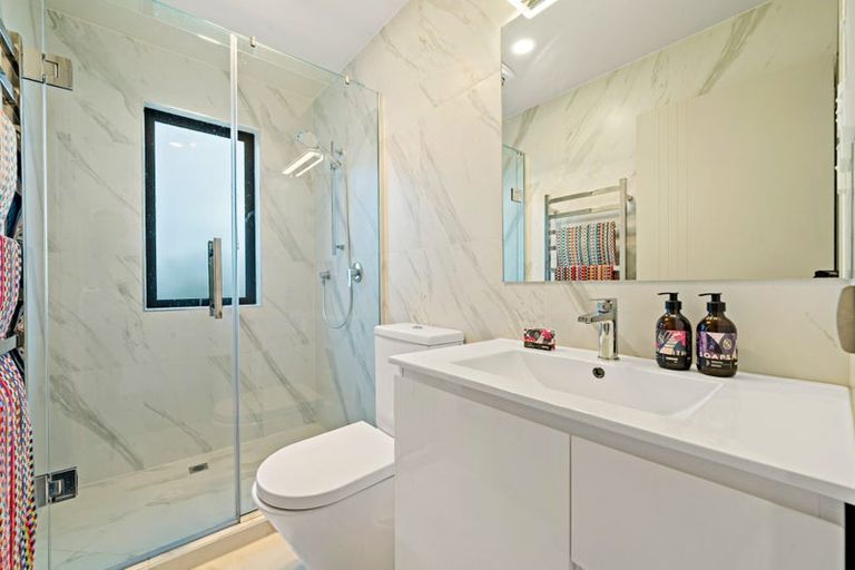 Photo of property in 70 Kano Way, Hobsonville, Auckland, 0616