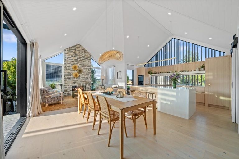 Photo of property in 5 Winstone House Road, Paerata, 2124