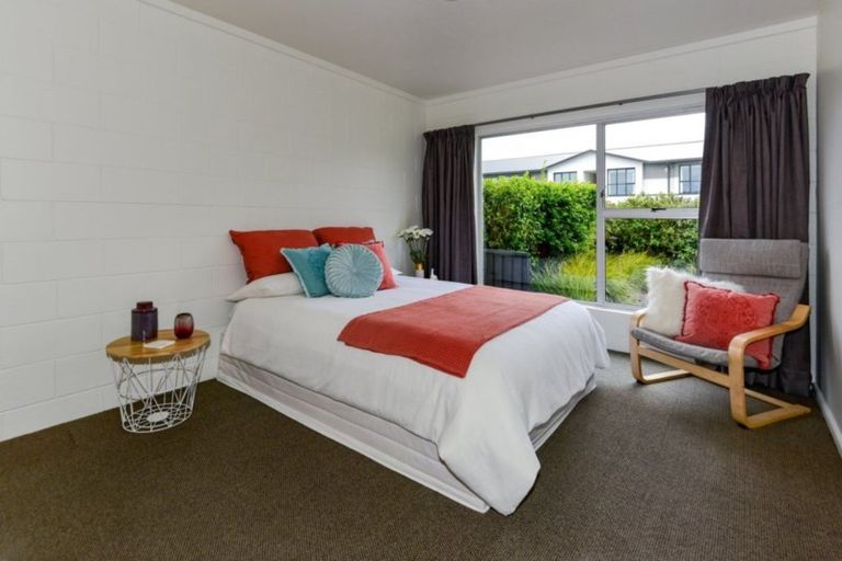 Photo of property in 1/73 Harewood Road, Papanui, Christchurch, 8053