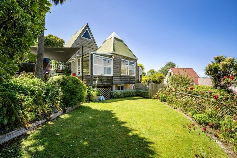 Photo of property in 9 Tui Street, Saint Leonards, Dunedin, 9022