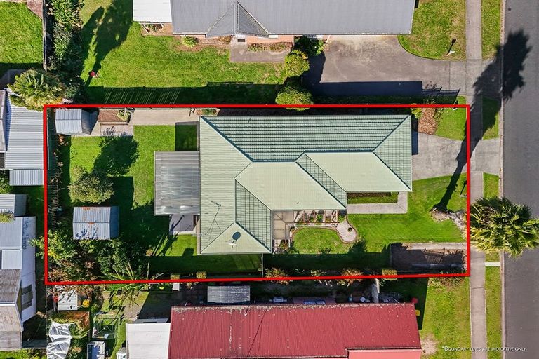 Photo of property in 14 Catalina Drive, Melville, Hamilton, 3206