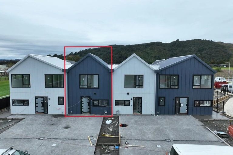 Photo of property in 6 Kumai Lane, Wallaceville, 5018