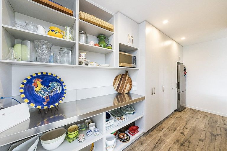 Photo of property in 60 Rodeo Drive, Kelvin Grove, Palmerston North, 4414