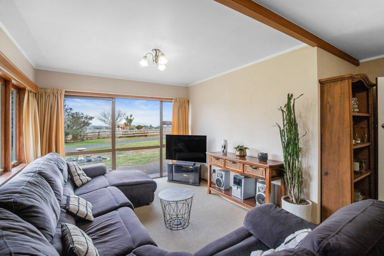Photo of property in 8 Hoheria Place, Te Kauwhata, 3782