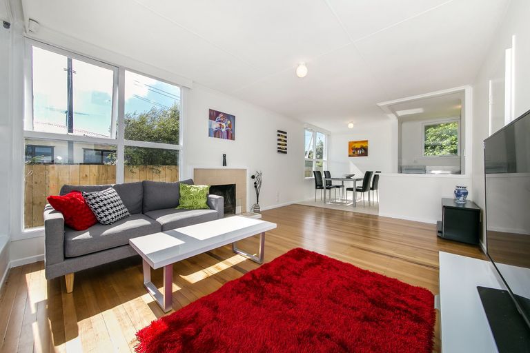 Photo of property in 2/3 Vine Street, Mangere East, Auckland, 2024