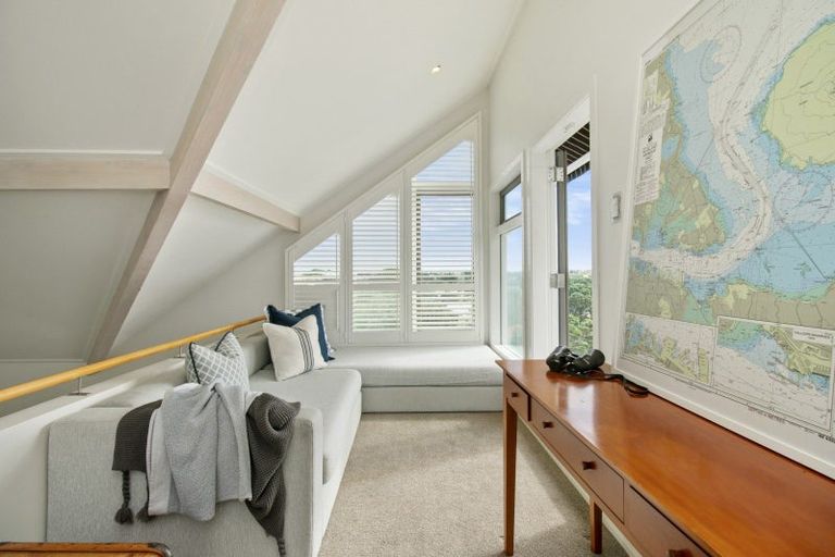 Photo of property in 16a Macky Avenue, Devonport, Auckland, 0624