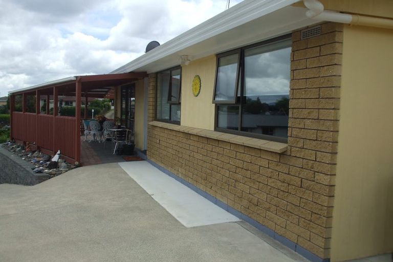 Photo of property in 8 Thode Place, Nawton, Hamilton, 3200