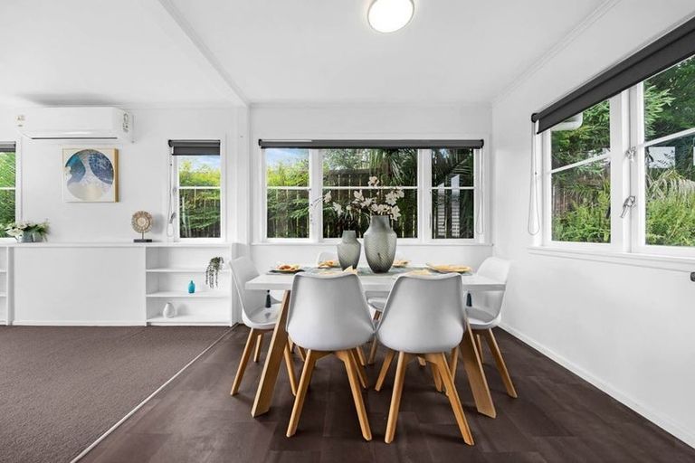 Photo of property in 53a Sylvan Crescent, Te Atatu South, Auckland, 0610