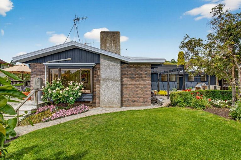 Photo of property in 24 Reeve Drive, Havelock North, 4130