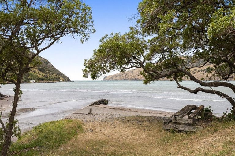 Photo of property in 11 Factory Road, Little Akaloa, 7583