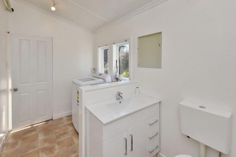 Photo of property in 32 Cornwall Terrace, Balcairn, Amberley, 7477