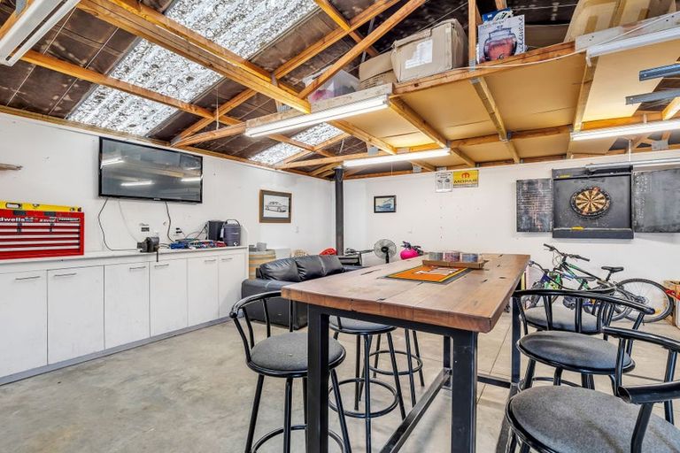 Photo of property in 61 Apollo Parade, Milson, Palmerston North, 4414