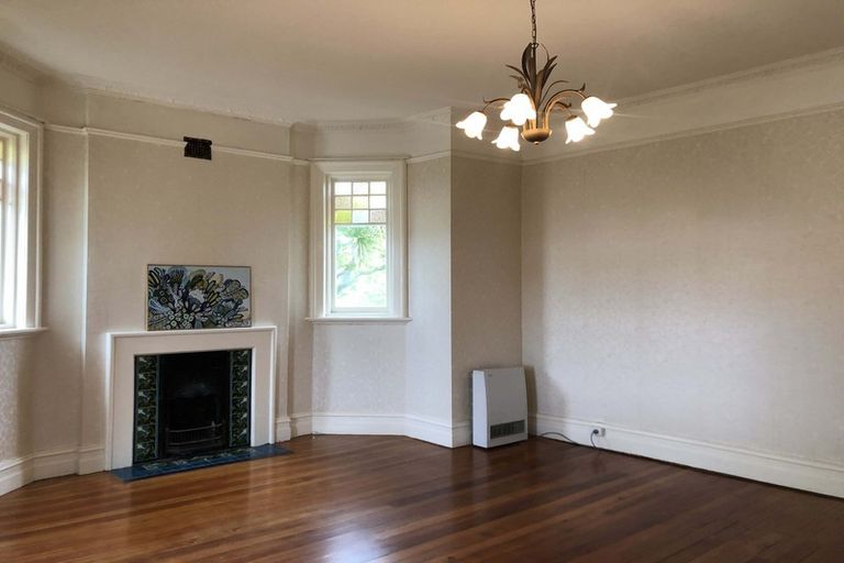 Photo of property in Claremont House, 24 Melrose Street, Roslyn, Dunedin, 9010
