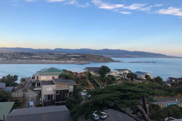 Photo of property in 63 Houghton Bay Road, Houghton Bay, Wellington, 6023