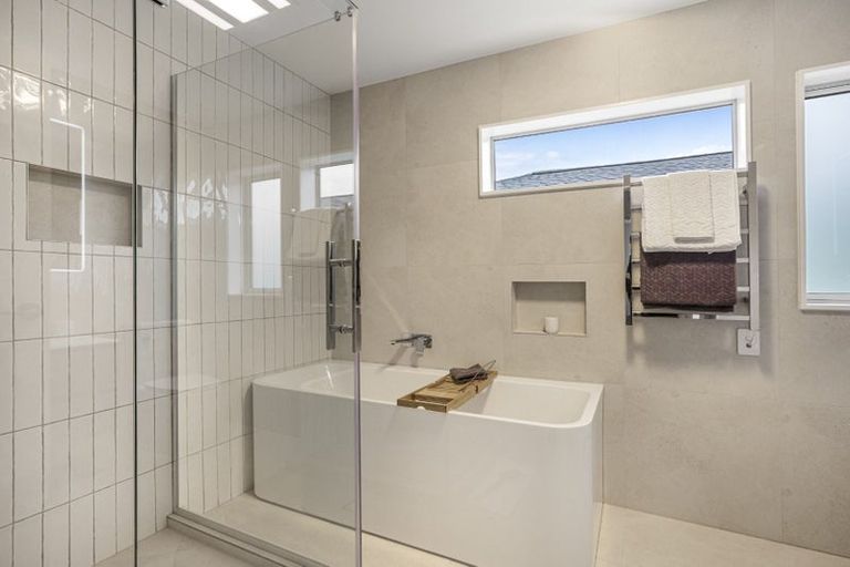 Photo of property in 55b Merriefield Avenue, Forrest Hill, Auckland, 0620