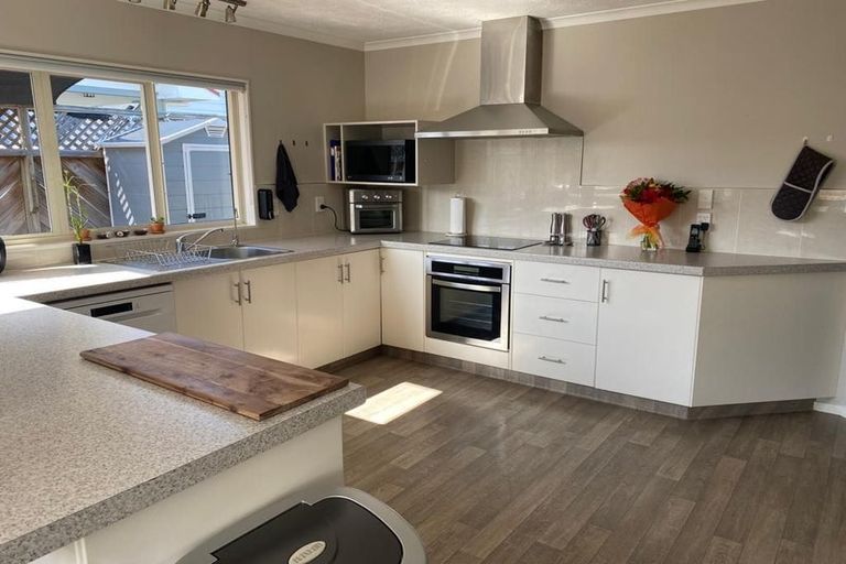 Photo of property in 52a Waterhouse Street, Taradale, Napier, 4112