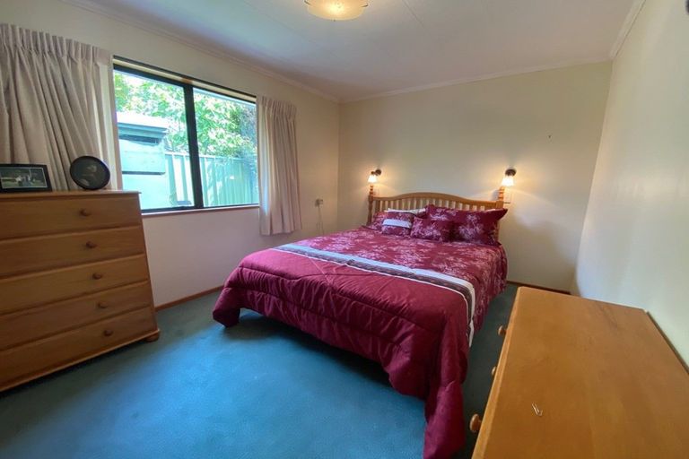 Photo of property in 10 Windsor Avenue, Waikanae, 5036