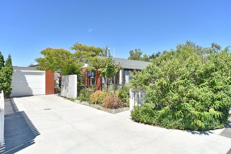 Photo of property in 35a Rata Street, Rangiora, 7400