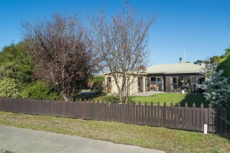 Photo of property in 9 Dale Street, Kaiapoi, 7630