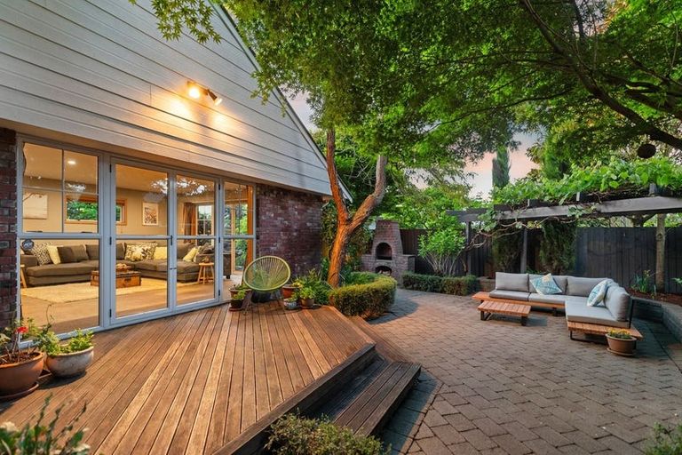 Photo of property in 4 Raxworthy Street, Ilam, Christchurch, 8041