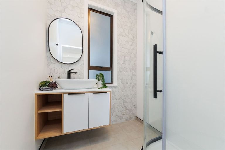 Photo of property in 26 Haydon Street, Roslyn, Palmerston North, 4414