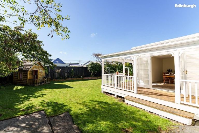 Photo of property in 77 Queens Drive, Saint Kilda, Dunedin, 9012