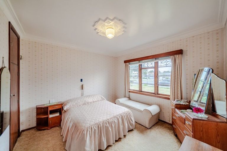 Photo of property in 11 Mill Road, Clive, 4102