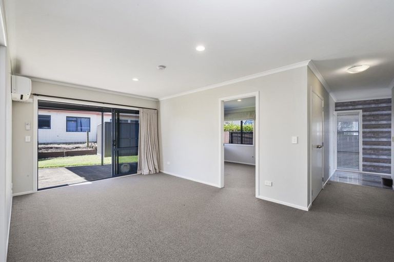 Photo of property in 2/2 Rhodes Fall, Rangatira Park, Taupo, 3330