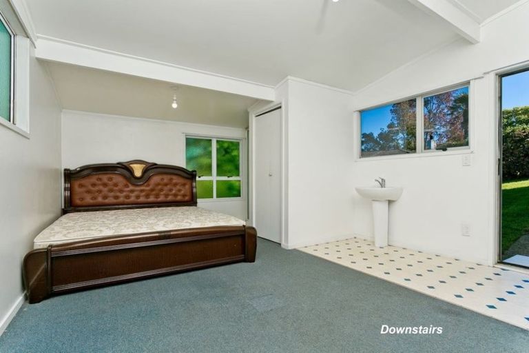 Photo of property in 7 Camelot Place, Glenfield, Auckland, 0629