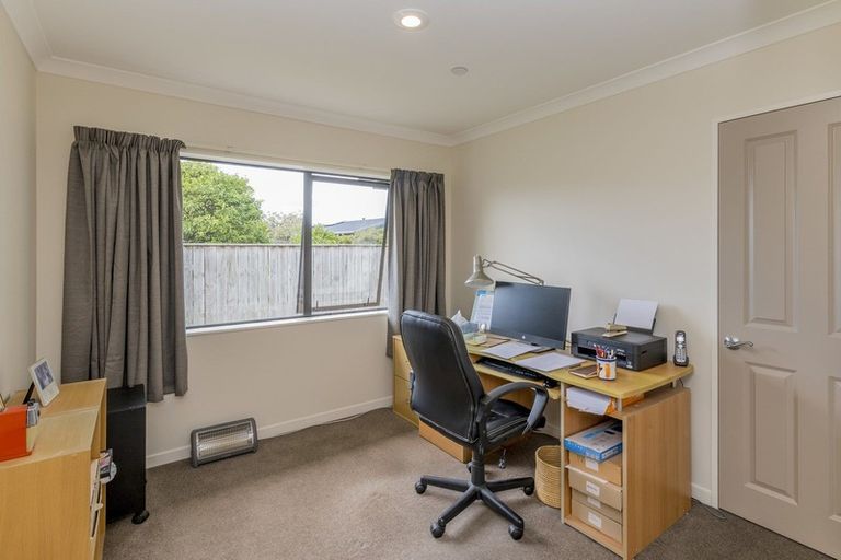 Photo of property in 9 Ian Peter Way, Otaki, 5512
