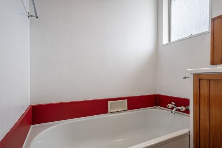 Photo of property in 84 Pasadena Crescent, Totara Park, Upper Hutt, 5018