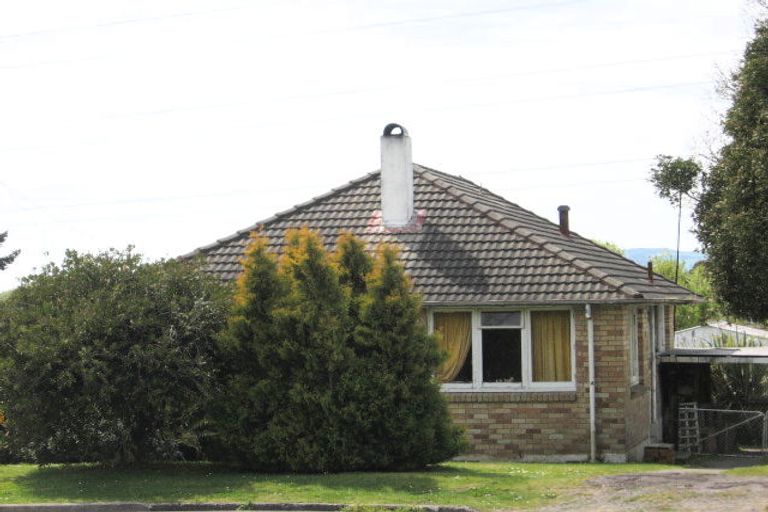 Photo of property in 7 Knight Place, Pomare, Rotorua, 3015