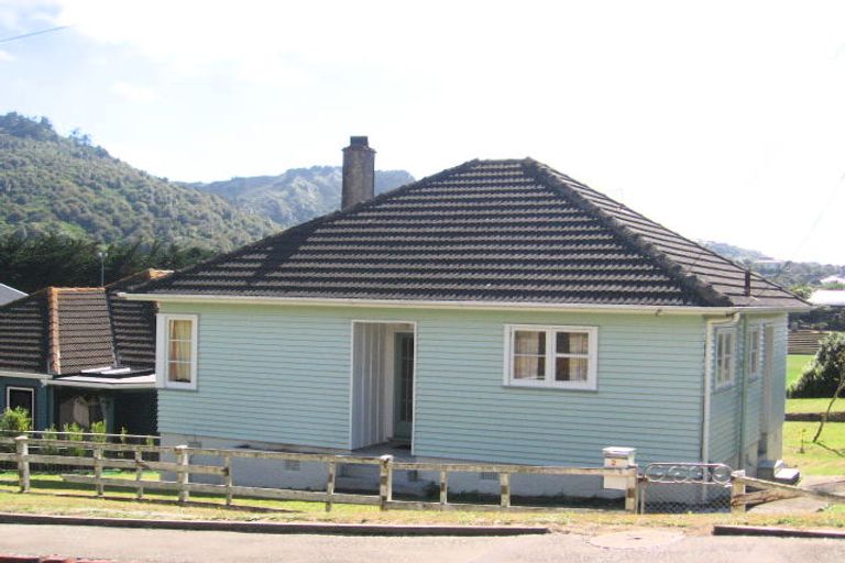 Photo of property in 21 Mysore Street, Khandallah, Wellington, 6035