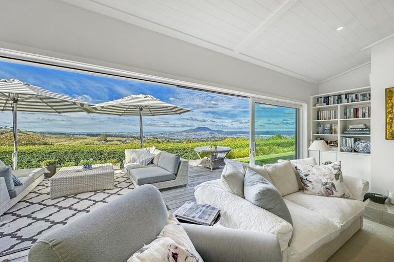 Photo of property in 97 Highland Drive, Acacia Bay, Taupo, 3385