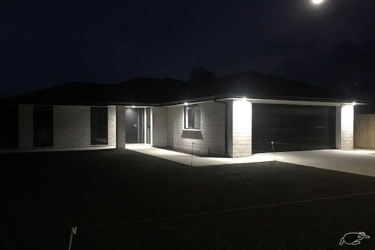 Photo of property in 14 Tangaroa Street, Waitara, 4320