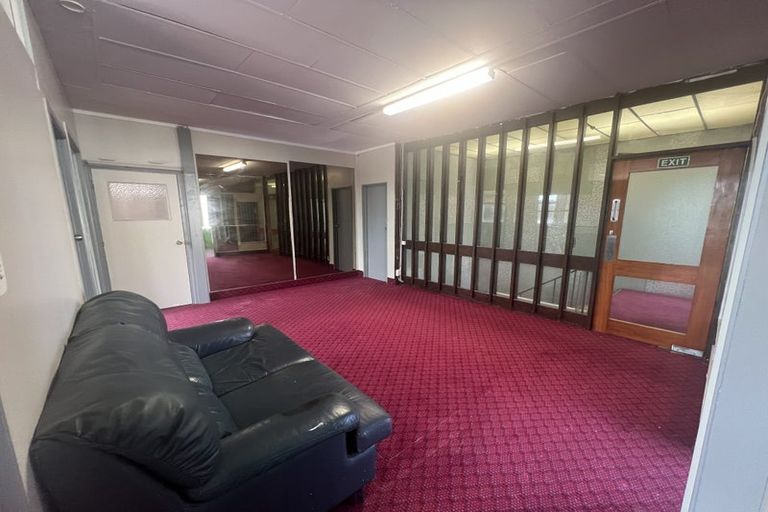 Photo of property in 346a Great South Road, Opaheke, Papakura, 2113