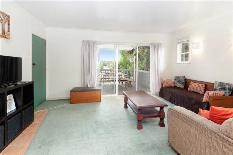 Photo of property in 214 Moore Street, Howick, Auckland, 2014