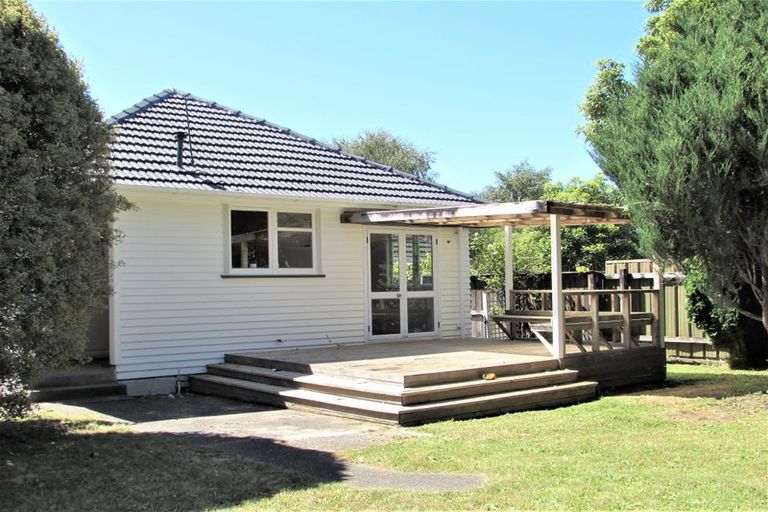 Photo of property in 5 Hikurangi Street, Trentham, Upper Hutt, 5018